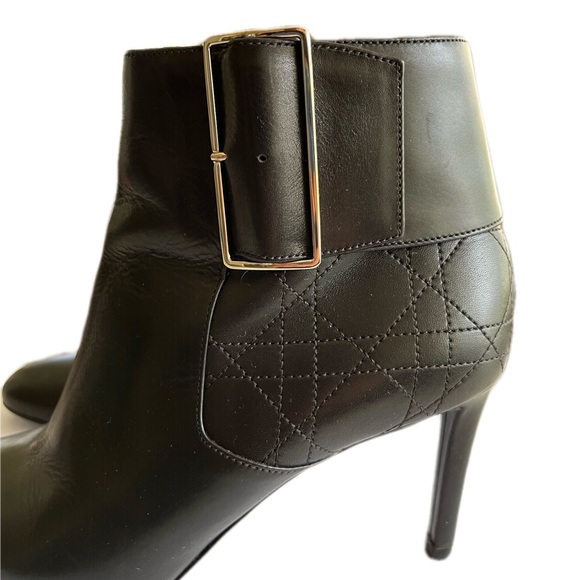 Dior Graphic Low Boot (8 centimeters) - Picture 2 of 5